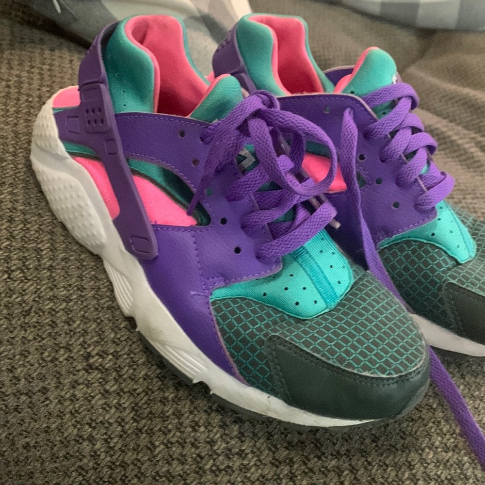 Size 6.5 Nike